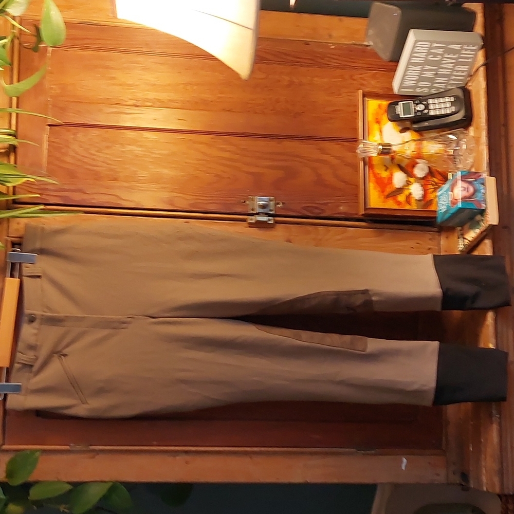 2 identical pairs of Gutos riding tights